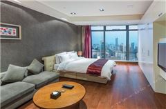 Executive Queen Room