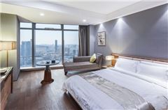 Executive Queen Room