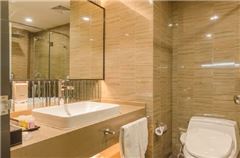 Executive Queen Room
