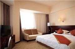 Business Queen Room