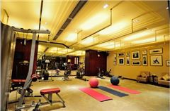 Fitnessstudio