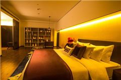 Garden Executive Suite