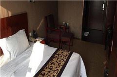 Executive Queen Room