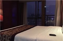 Warm Single  Room