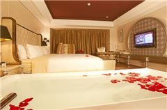 European Queen Room