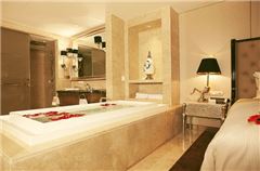 European Queen Room