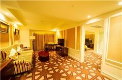 Baile Boutique Room