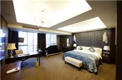 Executive Queen Room