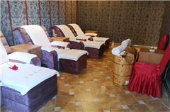 Fitness and entertainment facilities