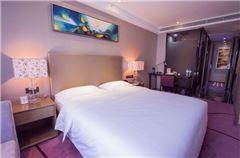 Executive Queen Room