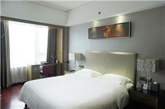 Deluxe Family Suite