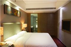 Deluxe Family Suite