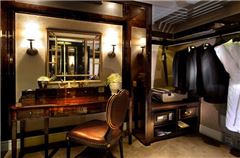 Vip Room