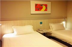 Standard Room B