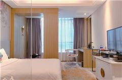 Deluxe Boutique Queen Room
