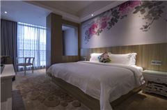 Deluxe Boutique Queen Room