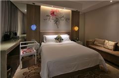 Business Queen Room