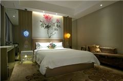 Business Queen Room