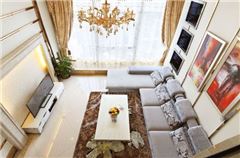 Multi-level Family 3-bedroom Suite