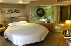 Romantic Round-bed Room