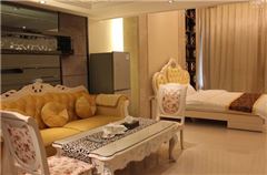 Multi-level Deluxe Triple-bed 5 Pax Suite