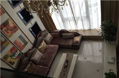 Multi-level Deluxe 3-bedroom Suit