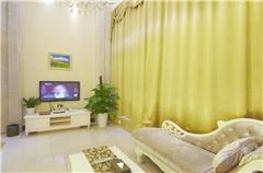 Multi-level Deluxe 2-bedroom and 1-living room
