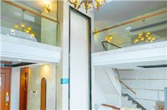 Multi-level Deluxe Triple-bed 5 Pax Suite