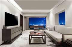 Deluxe Light lake Panoramic Suite