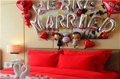 Romantic Decorated Suite