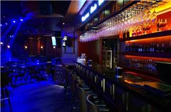 bar