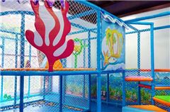 Aire de jeux pour enfants / club pour enfants