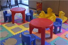 Parco giochi per bambini / miniclub