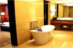 Executive Deluxe River-view Queen Room