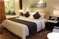 Superior River-View  Queen Room