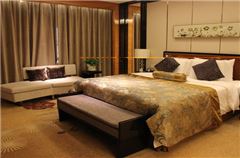 Business Lake-view Triple Suite