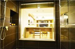 Wooden Panoramic Queen Room