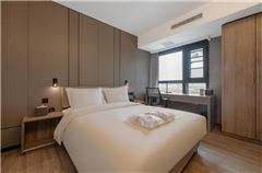 Wooden Panoramic Suite