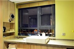 Wooden Panoramic Queen Room