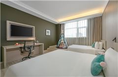 Family Twin Room