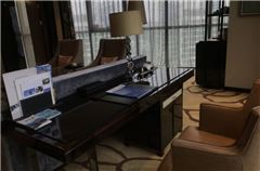 Luxury Suite