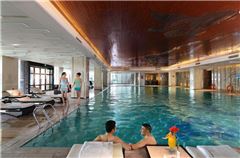 Hallenbad