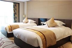 Deluxe River-view Standard Room