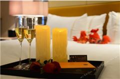 Lover Thematic Room