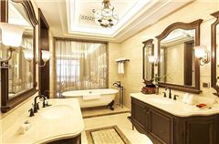 Queen Room B