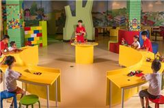 Parco giochi per bambini / miniclub