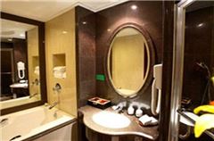 Deluxe Executive Suite