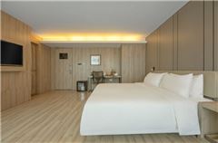Wooden Queen Room