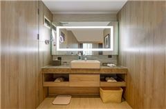 Wooden Queen Room