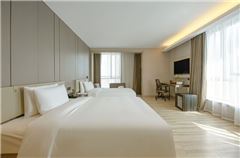 Wooden Twin Room